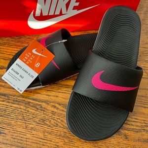 Brand New Womens Size 8 Nike Slides